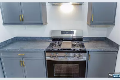 180-182 Ellery Avenue, Newark, NJ 07106 - Photo 18