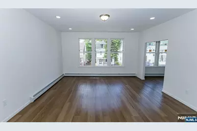 180-182 Ellery Avenue, Newark, NJ 07106 - Photo 4
