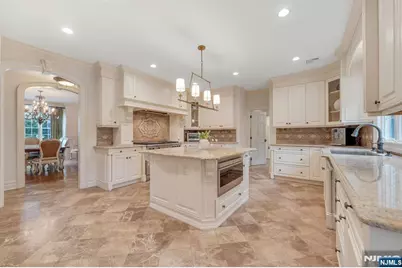 303 Rockland Avenue, River Vale Township, NJ 07675 - Photo 18