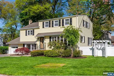 8 Pershing Street, Emerson, NJ 07630 - Photo 24