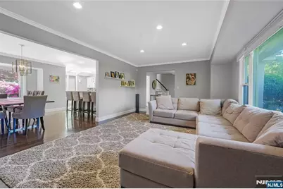 248 Wayfair Circle, Franklin Lakes, NJ 07417 - Photo 6