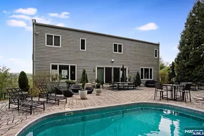 47 Mountainwood Court, Totowa, NJ 07512 - Photo 36