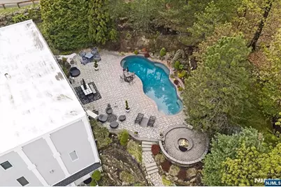 47 Mountainwood Court, Totowa, NJ 07512 - Photo 40