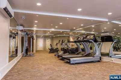 411 E Brinkerhoff Avenue 305 #305, Palisades Park, NJ 07650 - Photo 6