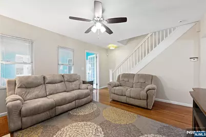 520 Prospect Place, Lyndhurst Township, NJ 07071 - Photo 14