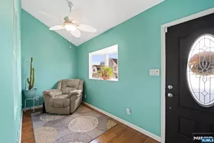 520 Prospect Pl, Lyndhurst Township, NJ 07071 - Photo 16