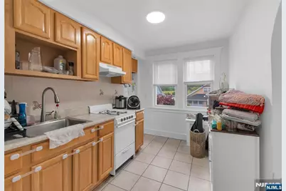 179 Dewey Avenue, Totowa, NJ 07512 - Photo 4