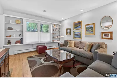 17 Appert Terrace, Mahwah, NJ 07430 - Photo 12