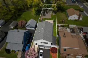 12 Chamberlain Ave, Little Ferry, NJ 07643 - Photo 2
