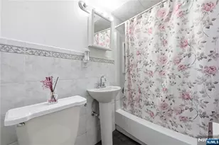 161 South Pkwy, Clifton, NJ 07014 - Photo 16
