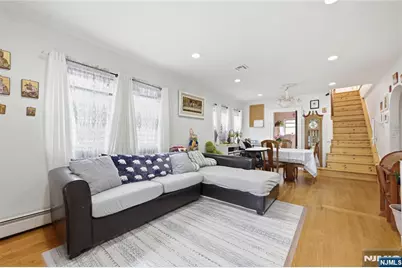 161 South Parkway, Clifton, NJ 07014 - Photo 2