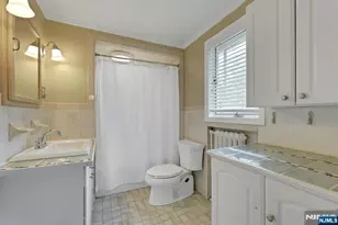 160 Clinton Ave, Hillsdale, NJ 07642 - Photo 34