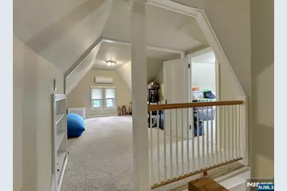 160 Clinton Avenue, Hillsdale, NJ 07642 - Photo 34