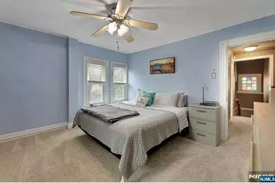 160 Clinton Avenue, Hillsdale, NJ 07642 - Photo 32