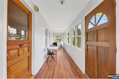160 Clinton Avenue, Hillsdale, NJ 07642 - Photo 6