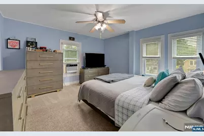 160 Clinton Avenue, Hillsdale, NJ 07642 - Photo 30