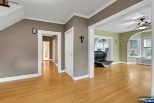 160 Clinton Ave, Hillsdale, NJ 07642 - Photo 8