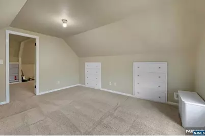 160 Clinton Avenue, Hillsdale, NJ 07642 - Photo 38