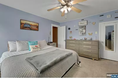 160 Clinton Avenue, Hillsdale, NJ 07642 - Photo 32