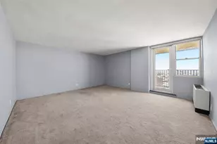 6040 Blvd East 34J, West New York, NJ 07093 - Photo 14