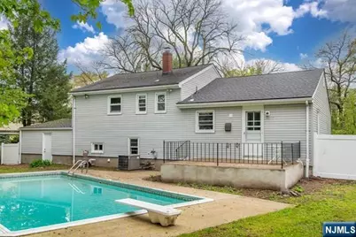 99 Morningside Road, Paramus, NJ 07652 - Photo 20