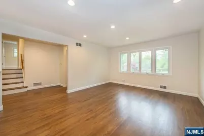 99 Morningside Road, Paramus, NJ 07652 - Photo 8