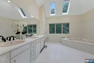 10 Parker Pl, Old Tappan, NJ 07675 - Photo 36