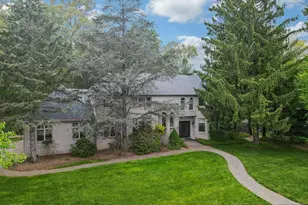 10 Parker Pl, Old Tappan, NJ 07675 - Photo 1