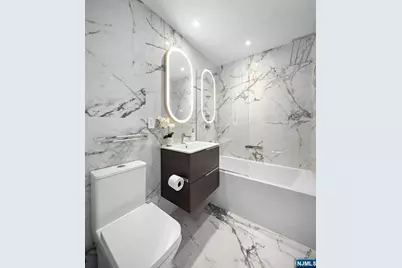 6050 Boulevard East 22Gh #22GH, West New York, NJ 07093 - Photo 40