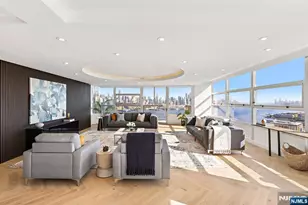 6050 Blvd East 22Gh, West New York, NJ 07093 - Photo 4