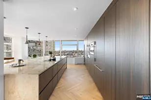6050 Blvd East 22Gh, West New York, NJ 07093 - Photo 26