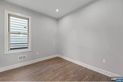 59 Locust Avenue 1R #1R, Wallington, NJ 07057 - Photo 6