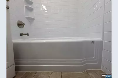2205 N Central Road 4 D #4 D, Fort Lee, NJ 07024 - Photo 28