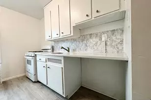 2205 N Central Road 4 D, Fort Lee, NJ 07024 - Photo 10