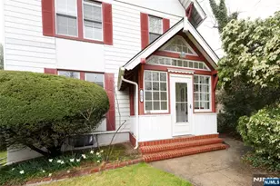 105 E Palisade Ave B, Englewood, NJ 07631 - Photo 2