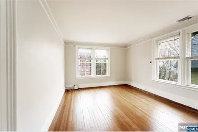 105 E Palisade Avenue B #B, Englewood, NJ 07631 - Photo 6