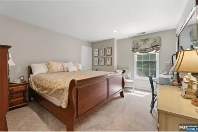 122 White Pine Court, Paramus, NJ 07652 - Photo 36