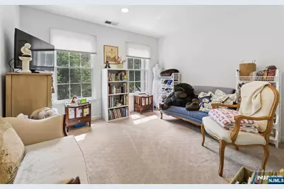 122 White Pine Court, Paramus, NJ 07652 - Photo 26