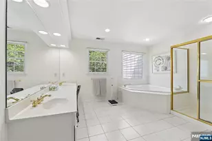 122 White Pine Ct, Paramus, NJ 07652 - Photo 38