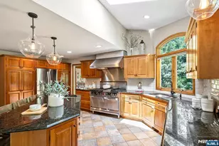 411 Snyder Rd, Wyckoff Township, NJ 07481 - Photo 8