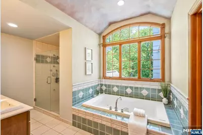 411 Snyder Road, Wyckoff Township, NJ 07481 - Photo 20