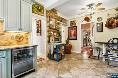375 Mount Prospect 1Aw #1AW, Newark, NJ 07104 - Photo 4