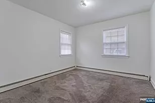 140 Palsa Ave, Elmwood Park, NJ 07407 - Photo 10