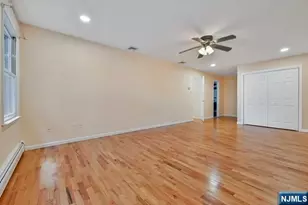 5 Skie Dr, Paramus, NJ 07652 - Photo 12