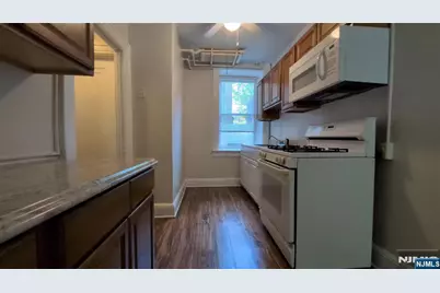 218 Broad Avenue Bb #BB, Leonia, NJ 07605 - Photo 8