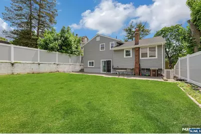 157 Highland Avenue, Bergenfield, NJ 07621 - Photo 34