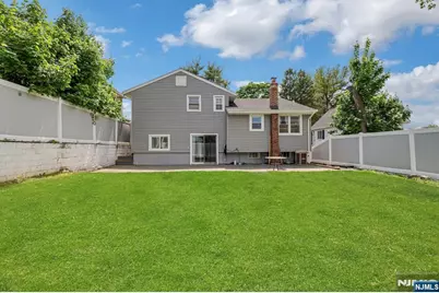 157 Highland Avenue, Bergenfield, NJ 07621 - Photo 36