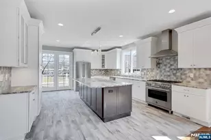 582 Green Valley Rd, Paramus, NJ 07652 - Photo 6