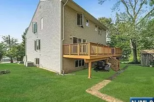 5 Roosevelt Ave B, Bergenfield, NJ 07621 - Photo 6