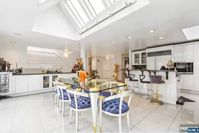 270 E Clinton Avenue, Tenafly, NJ 07670 - Photo 16